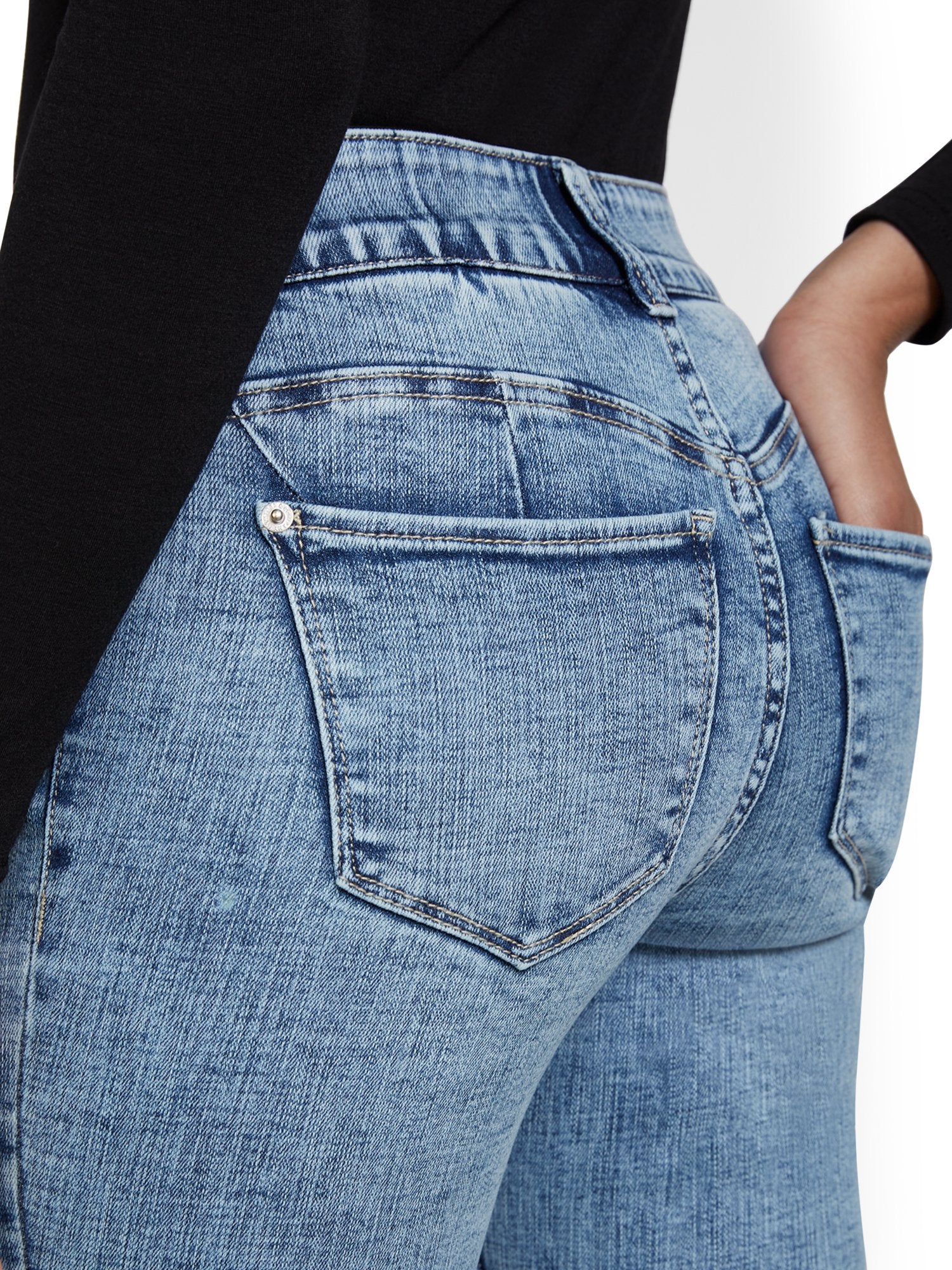 Petite Mya Curvy High-Waisted Sculpting No Gap Super-Skinny Ankle Jeans - Ripped-Hem - Image 4