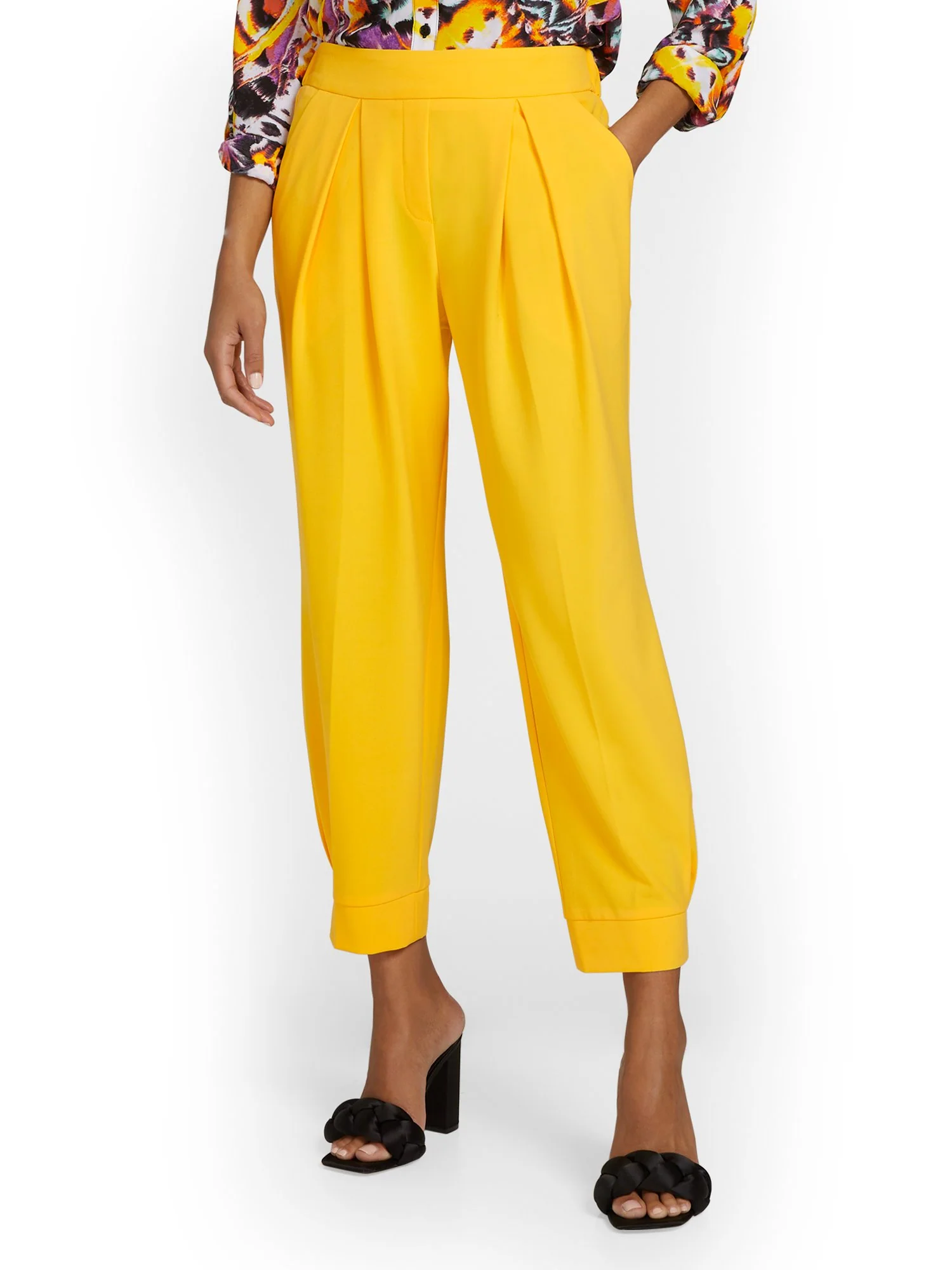 Pleated Ankle Pant