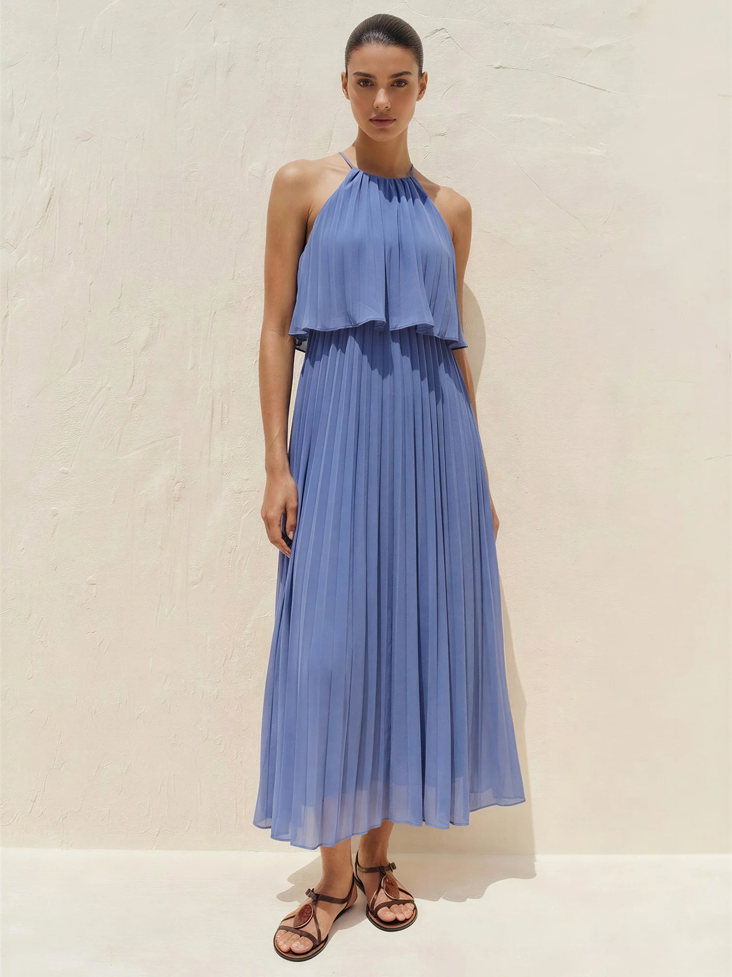 Sleeveless Pleated Halter Midi Dress - Image 5