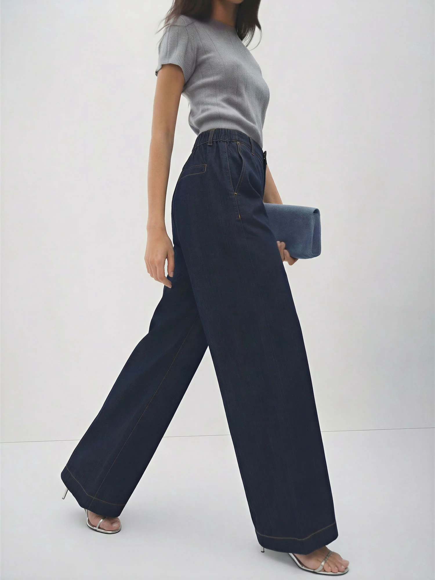 Pleated Wide Leg Denim Pants - Image 4