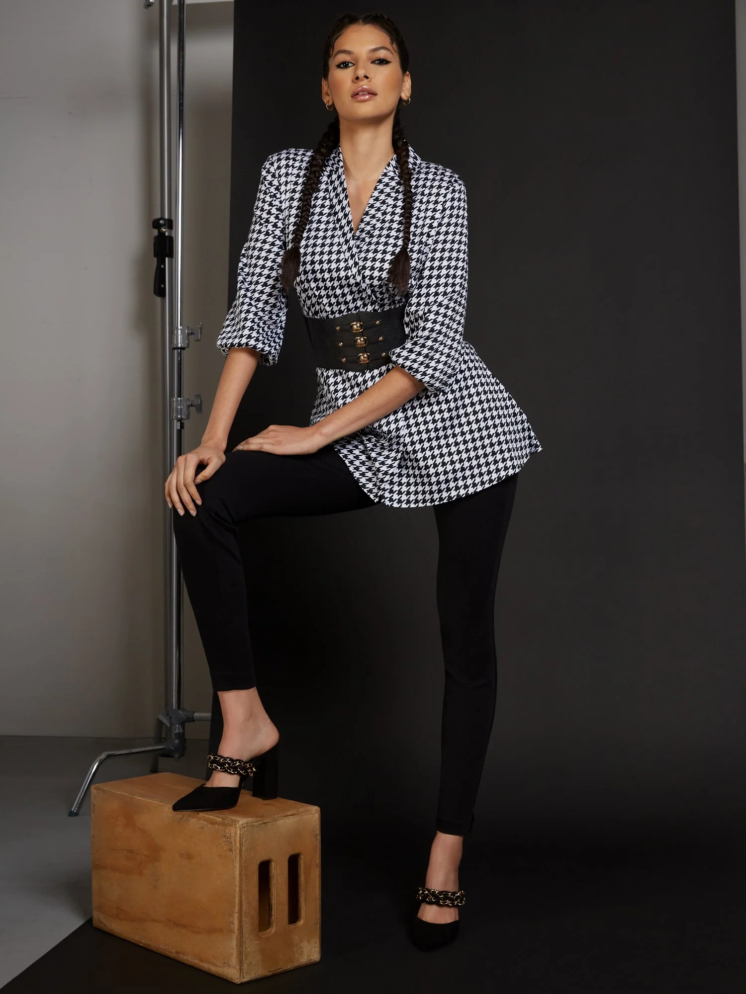 Pull-On Slim-Leg Ankle Ponte Pant - Superflex