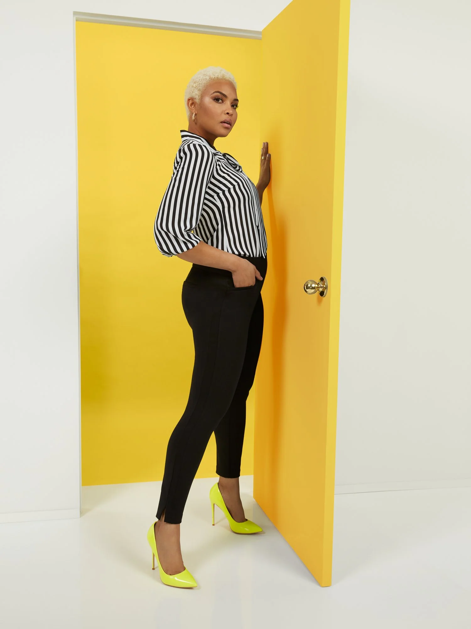 Pull-On Super High-Waisted Ankle Ponte Pant - Superflex