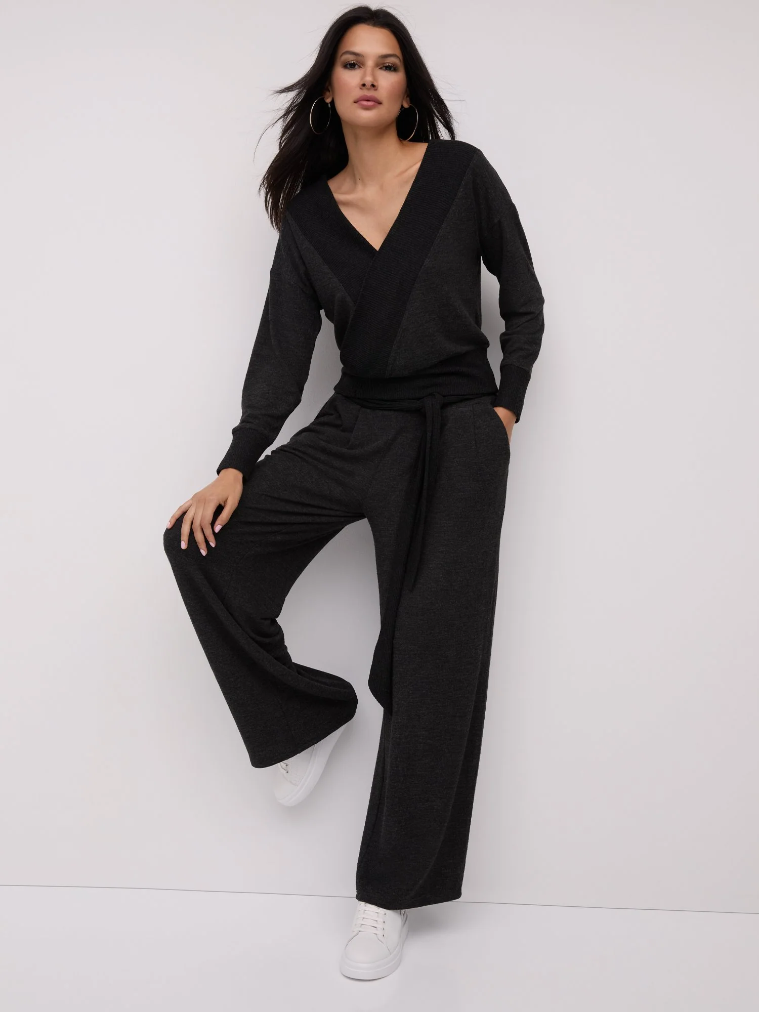 Ribbed-Trim Belted Wide-Leg Pant - Image 10