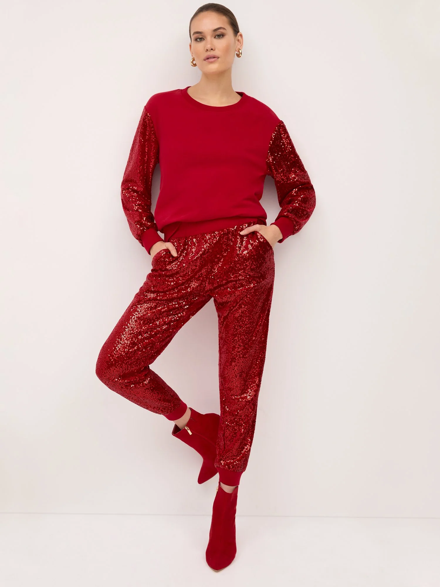 Sequin Mid-Rise Tapered Jogger Pant - Image 7