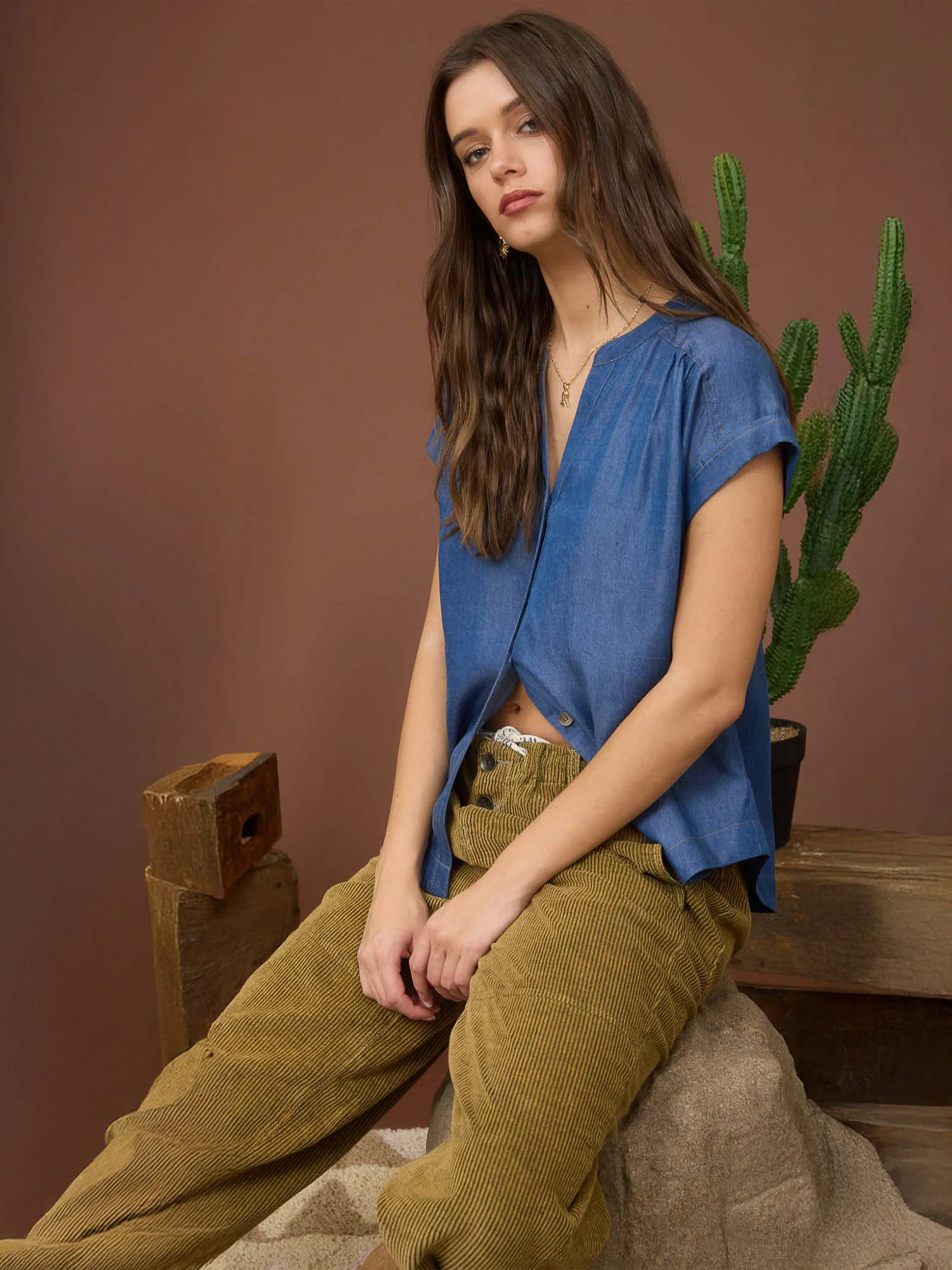 Short Sleeve Button Down Denim Shirt - Image 7