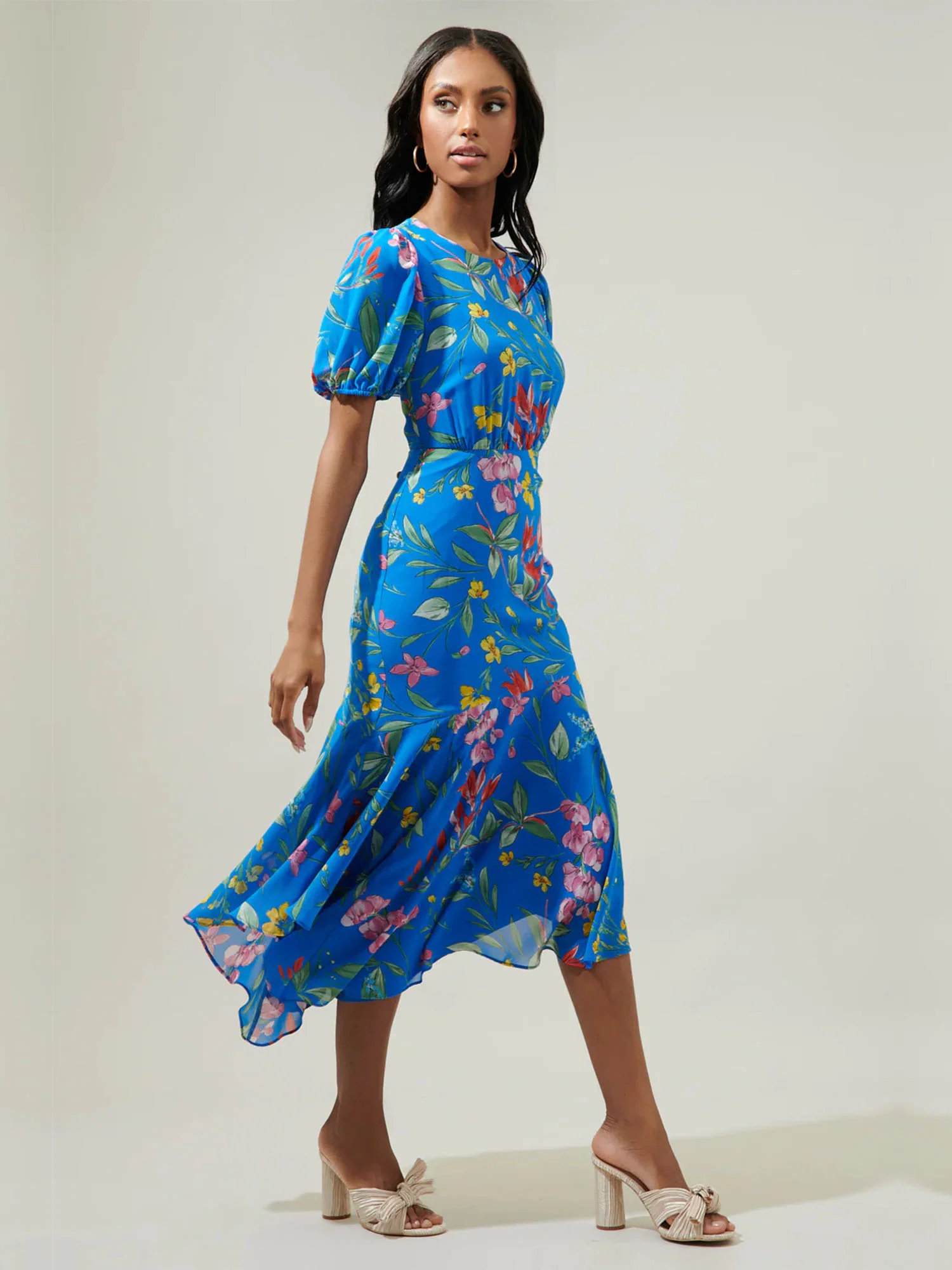 Sugarlips Short Sleeve Hanky Hem Floral Midi Dress - Brands We Love - Image 4