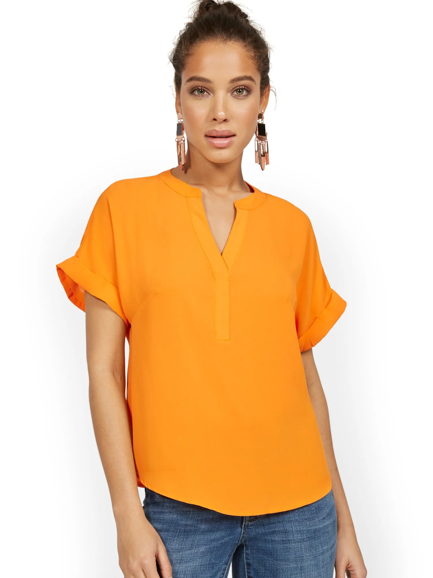 Short-Sleeve Pullover Top - Image 12