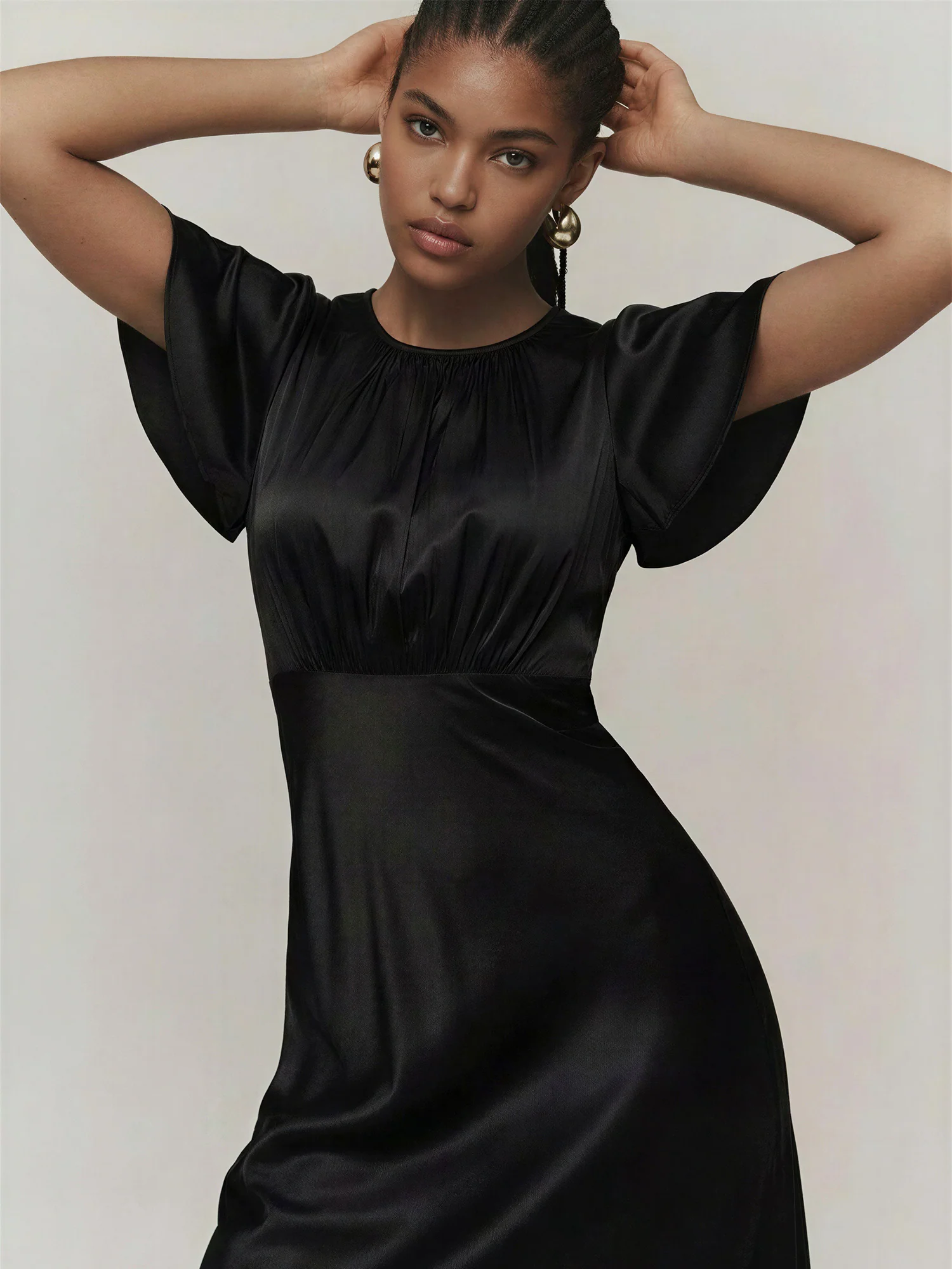 Short Sleeve Round Neck Satin Midi Dress - Image 3
