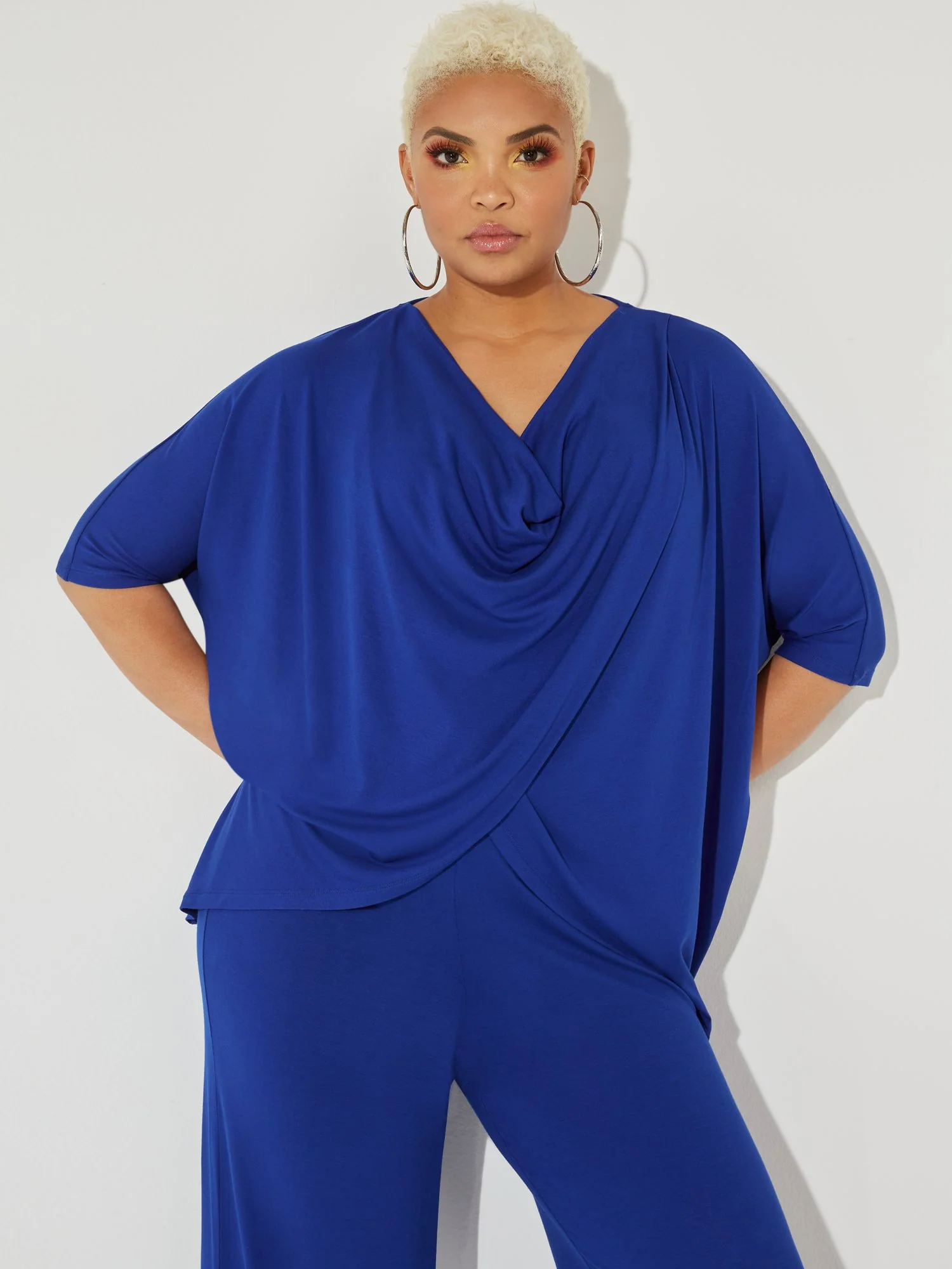 Short-Sleeve Wrap Around V-Neck Top - NY&C Style System - Image 6