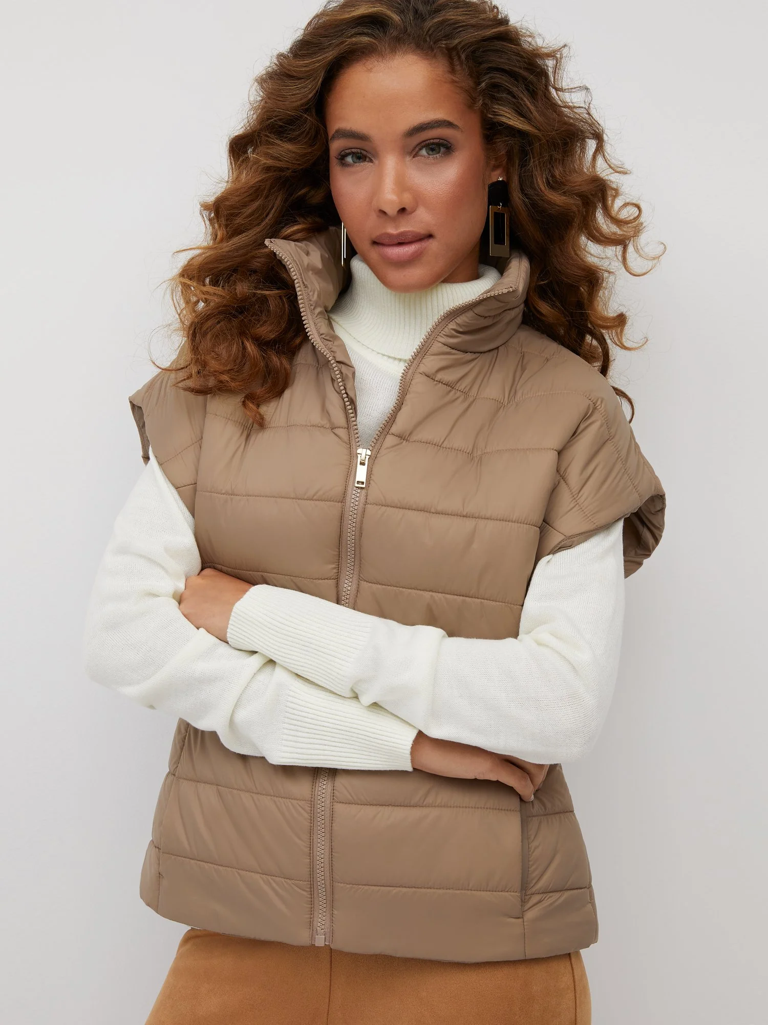 Short-Sleeve Zip-Front Puffer Vest - Image 9
