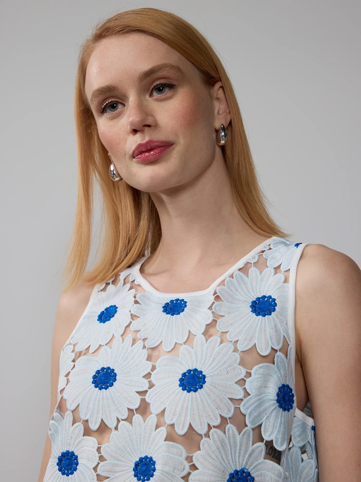 Floral Lace Tank Top - Image 4