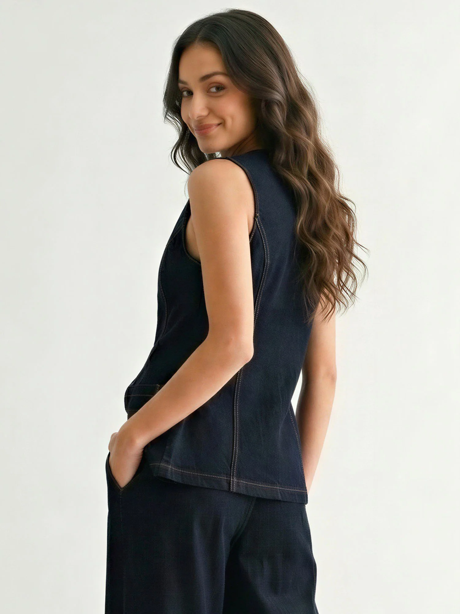 Hourglass Cutaway Denim Vest - Image 3