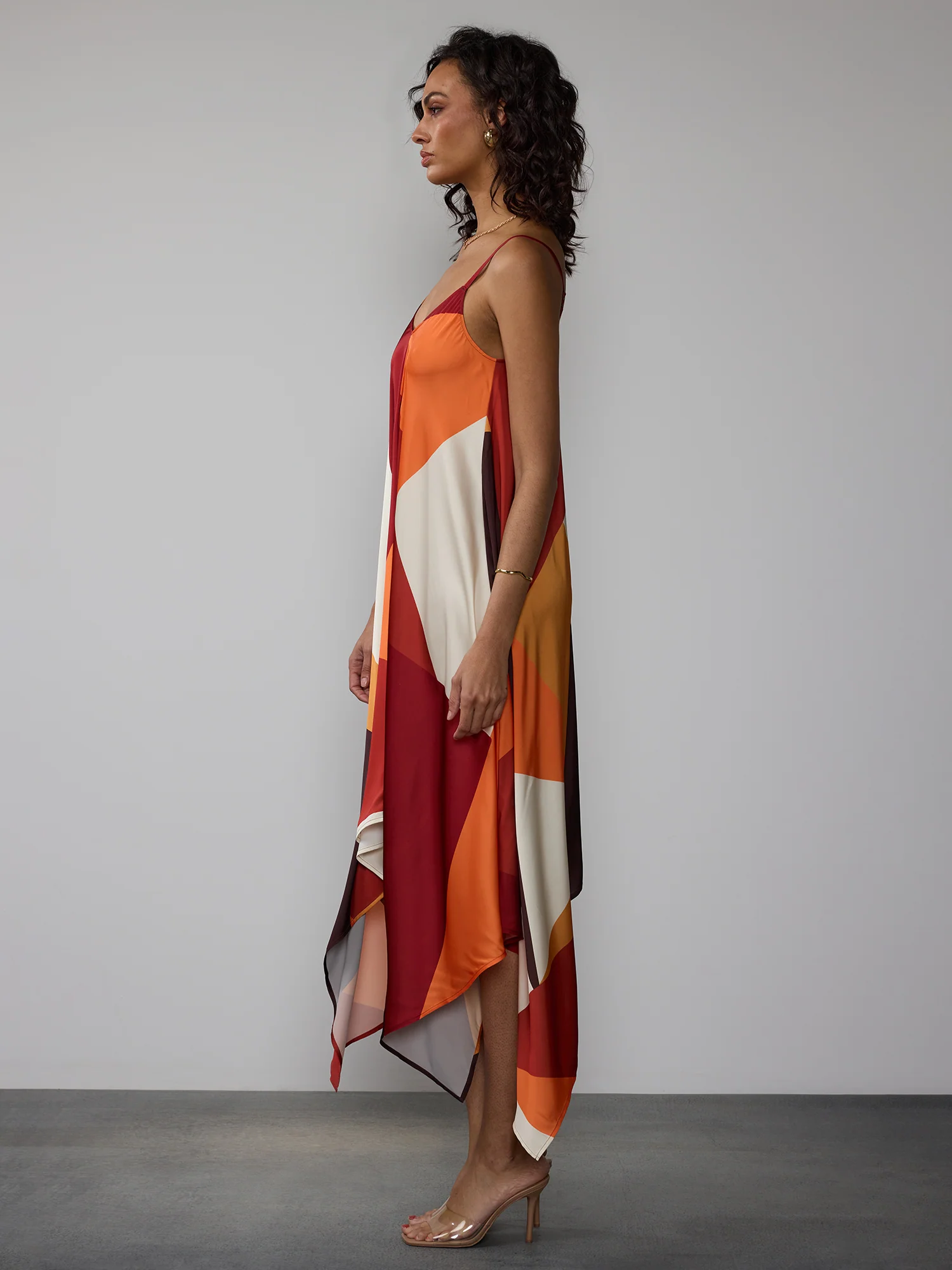 Sleeveless Abstract Hanky Hem Midi Dress - Image 2