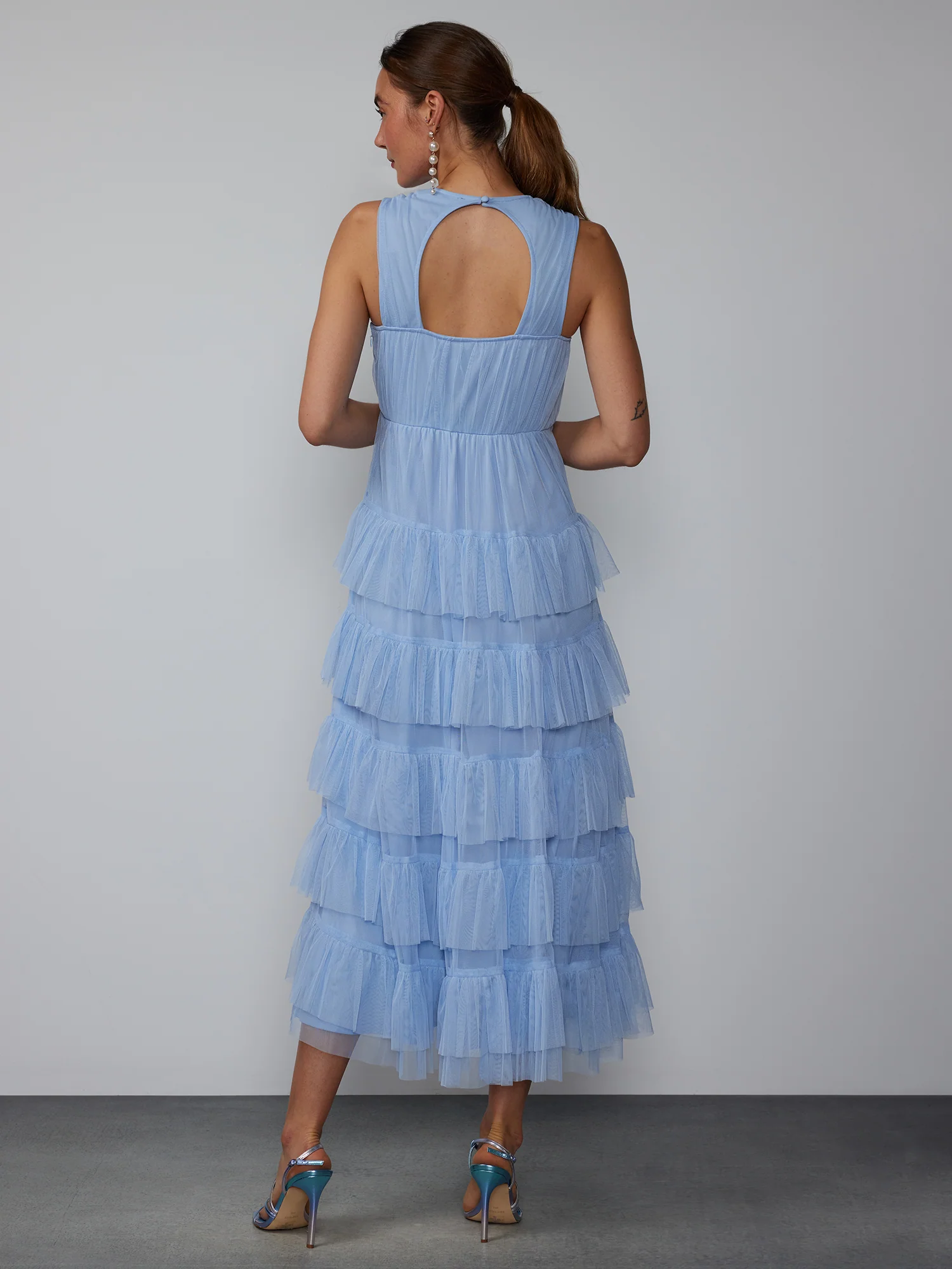 Sleeveless V-Neck Tiered Maxi Dress - Image 3