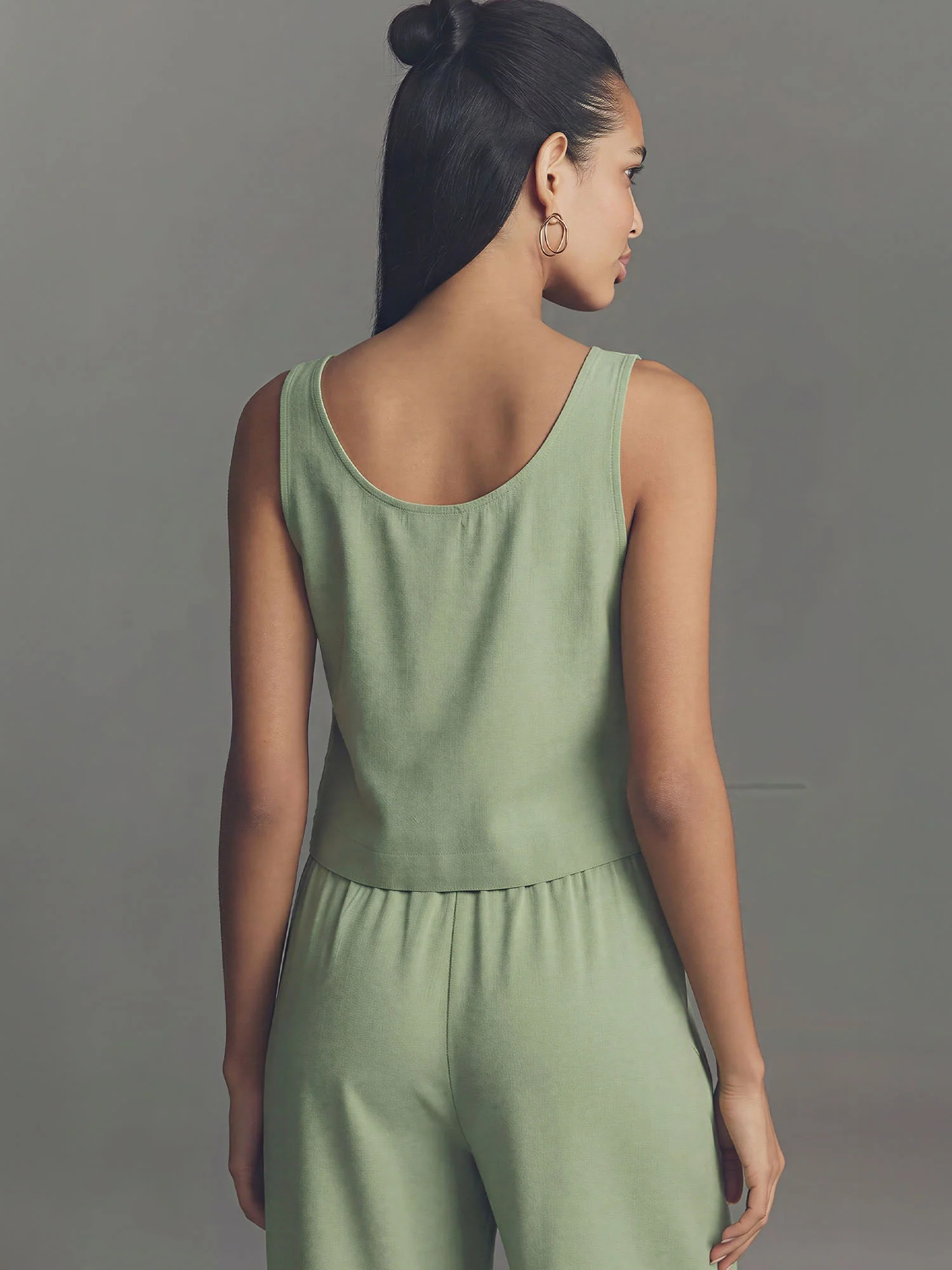 Sleeveless Linen Button Front Tank - Image 2
