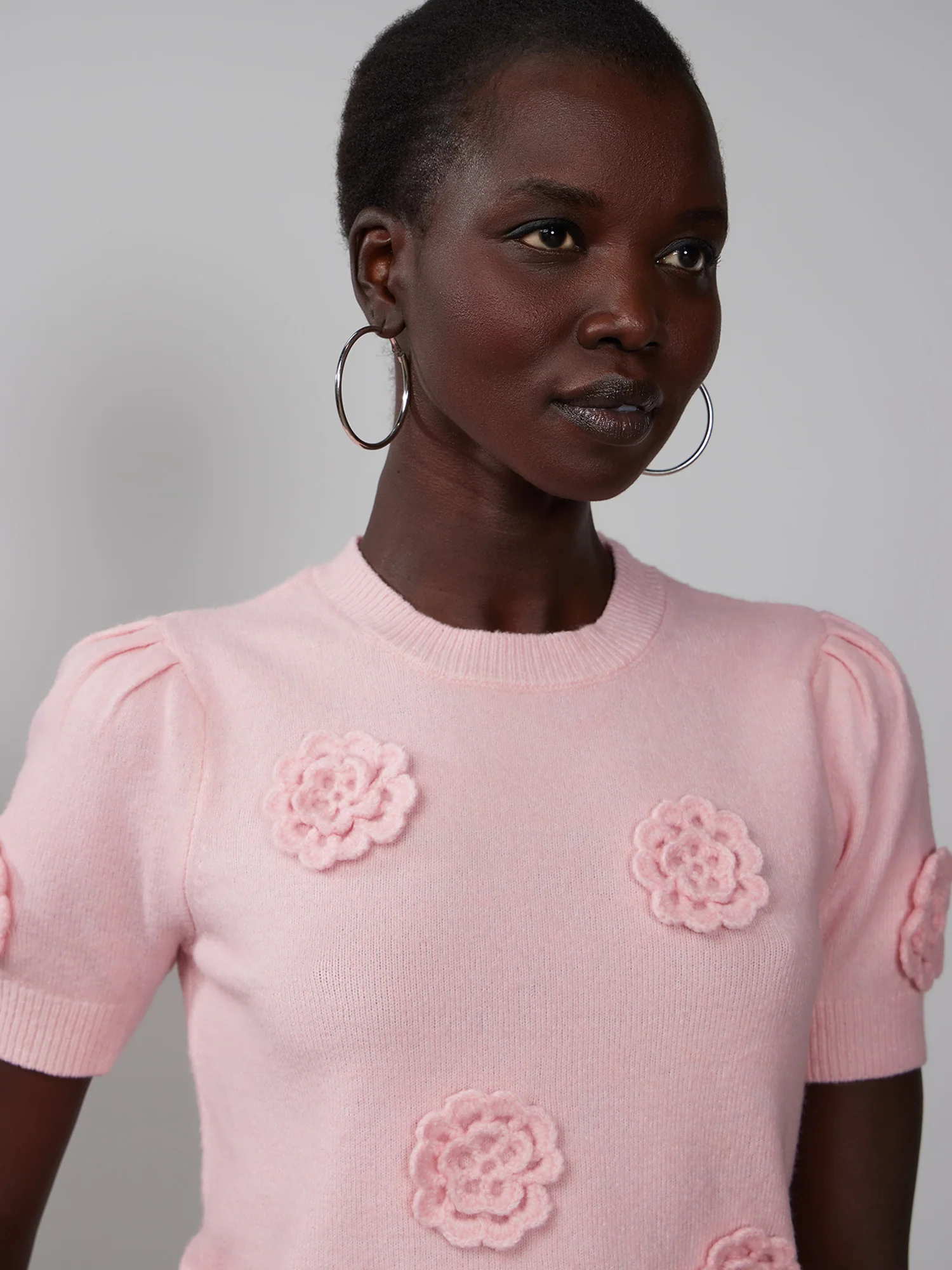 Puff Sleeve Floral Applique Tee - Image 4