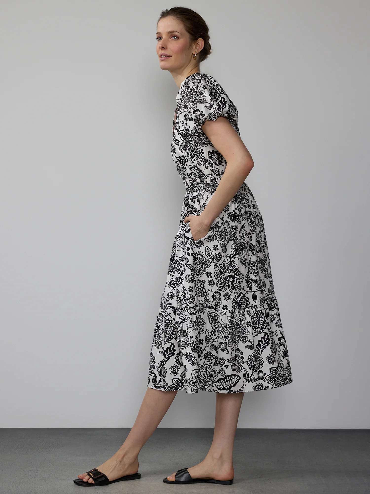 Paisley  Smocked Waist Midi Dress - Image 2