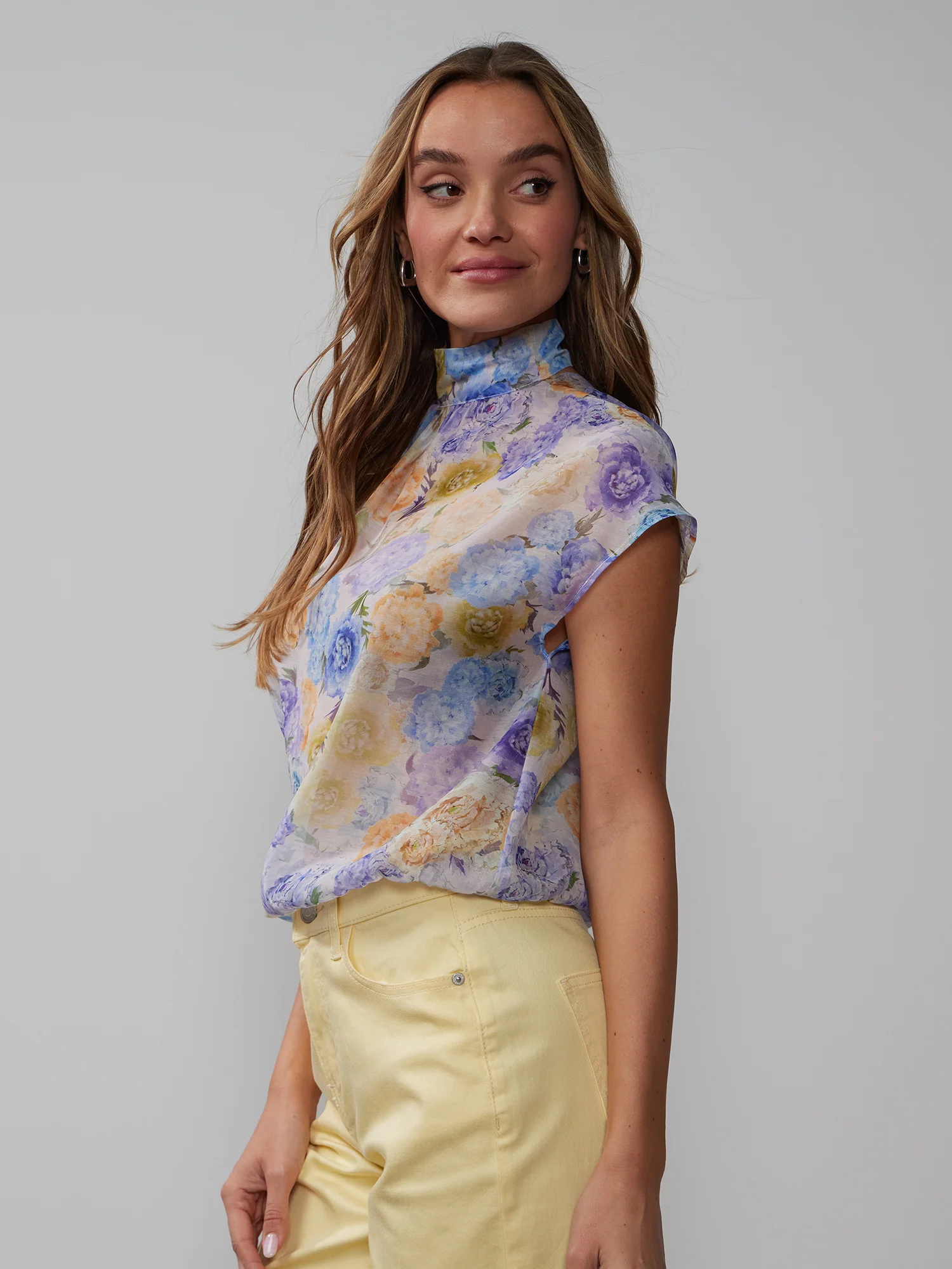 Mock Tie Back Floral Organza Blouse - Image 2