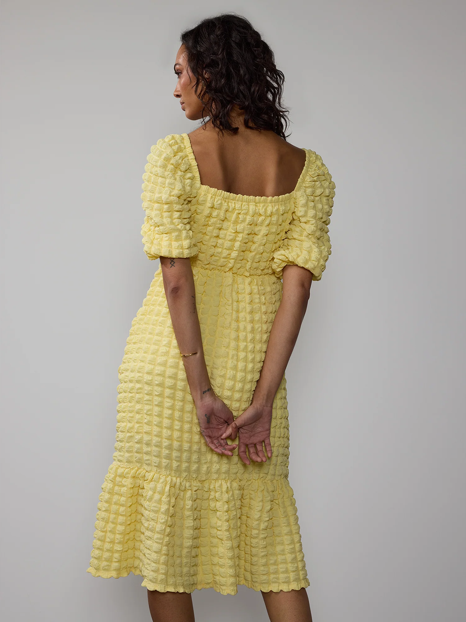 Short Sleeve Popcorn Knit Midi Dress - Image 2