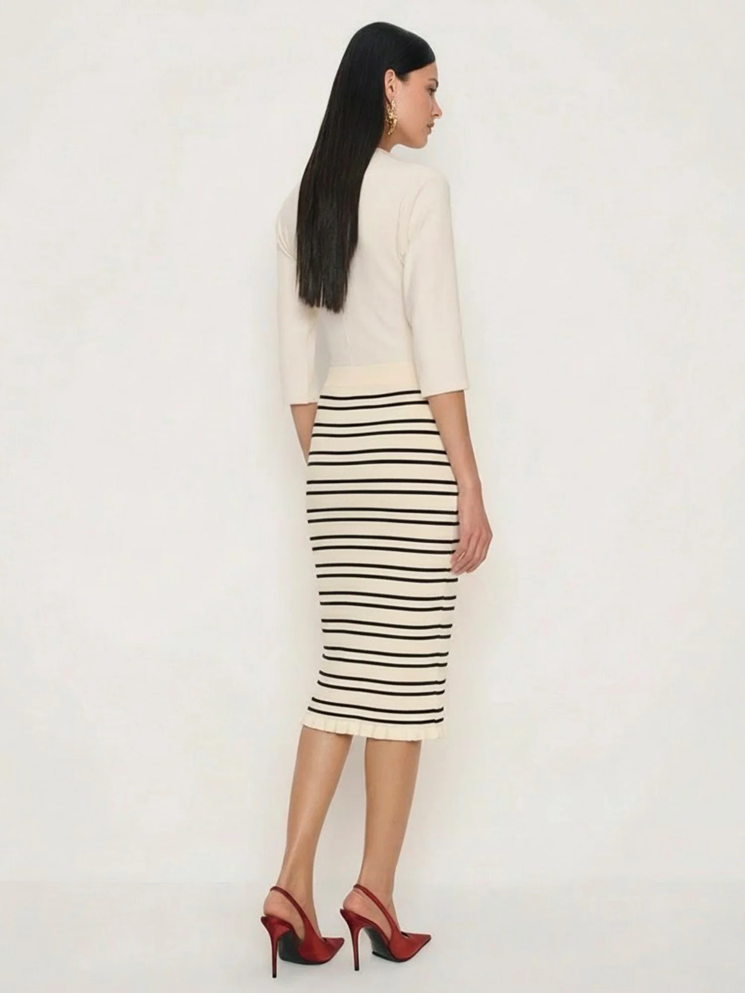 Stripe Sweater Knit Pencil Skirt - Image 8