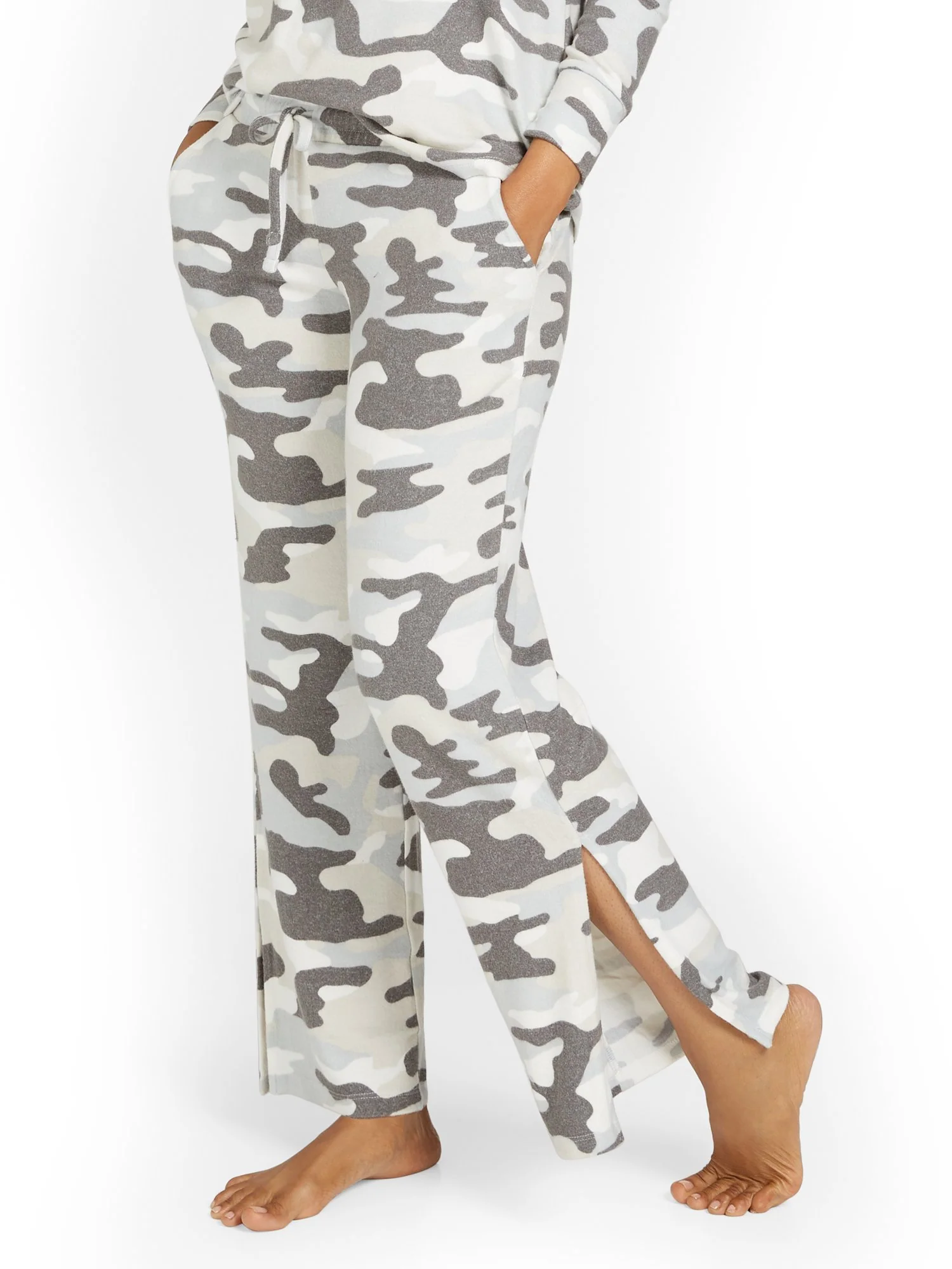 Super-Soft Knit Wide-Leg Pant - Camo-Print