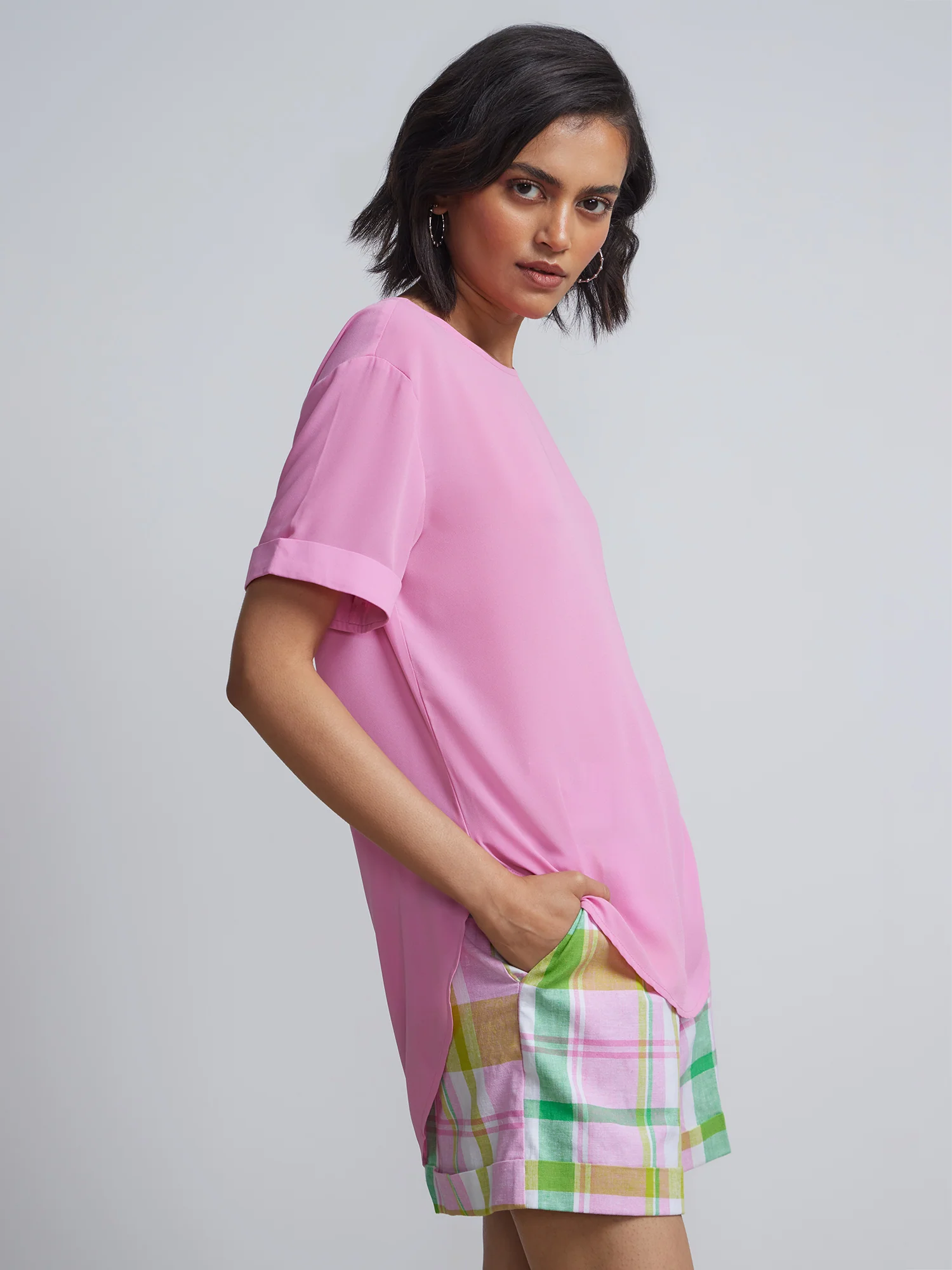 Tall Crewneck Side-Slit Cuffed Tee - Image 23