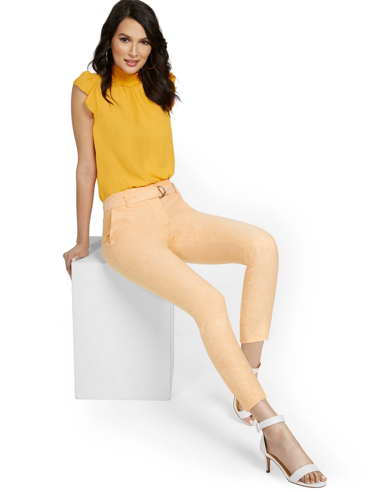 Tall Linen-Blend High-Waisted O-Ring Belt Ankle Pant - Image 11