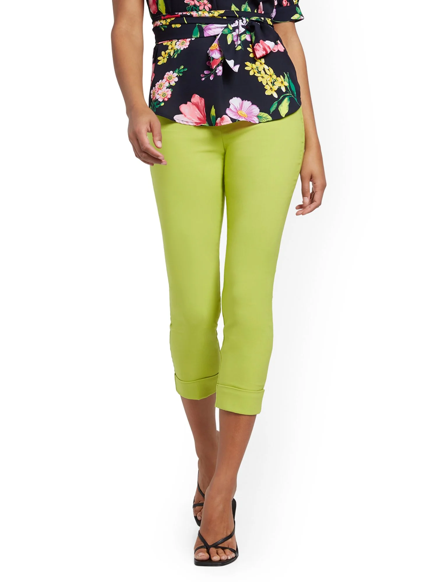 Tall Whitney High-Waisted Pull-On Capri Pant - Image 5