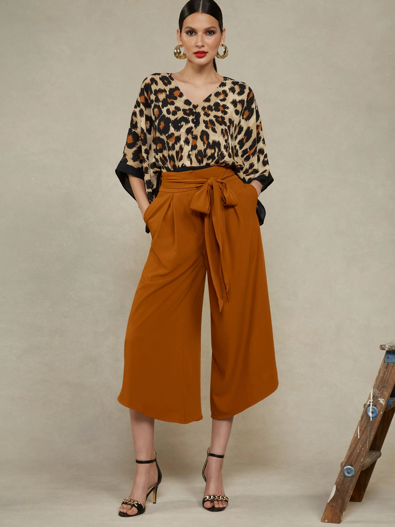 Tie-Waist Palazzo Capri Pant