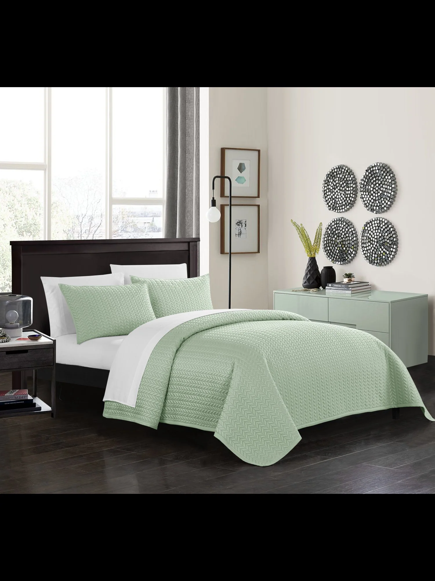 Weaverland Queen-Size 3-Piece Quilt Set - NY&C x Chic Home - Image 18