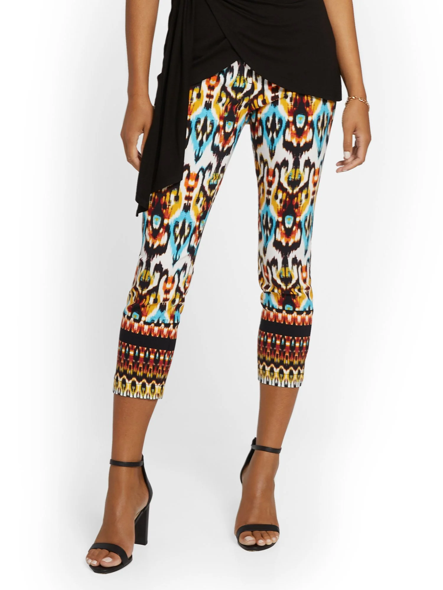 Whitney High-Waisted Pull-On Slim-Leg Capri Pant - Ikat-Print