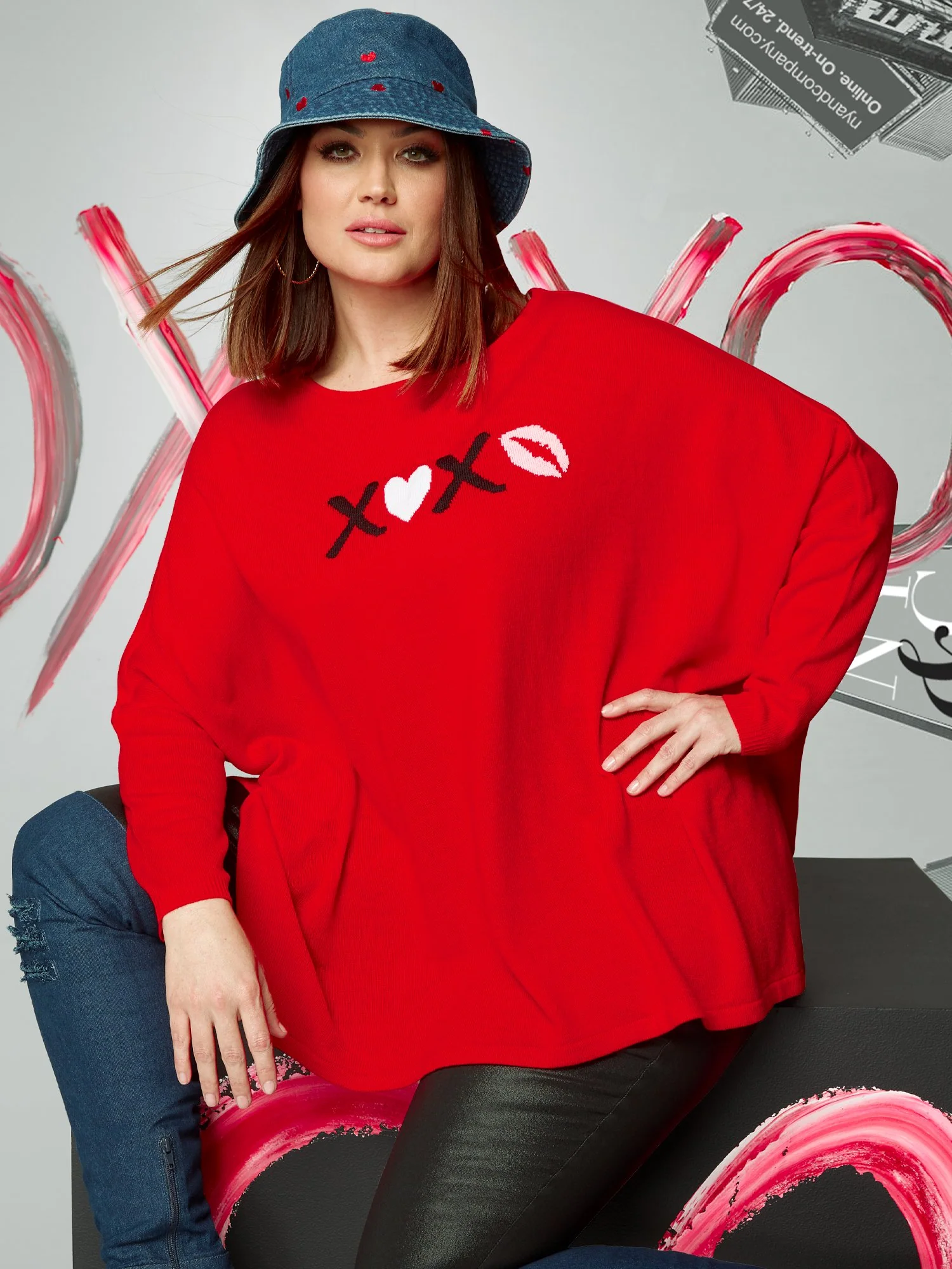 XOXO-Print Poncho - Image 2